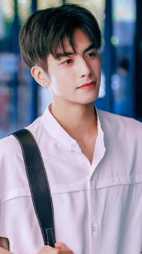 圈内大爆料谭松韵欧豪,甜蜜互动引网友热议  第1张